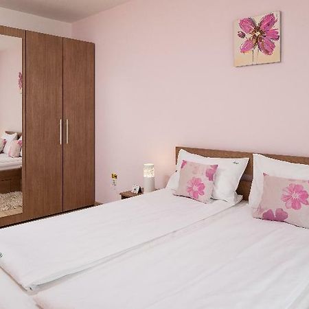 Brasov Holiday Apartments - Magenta Экстерьер фото